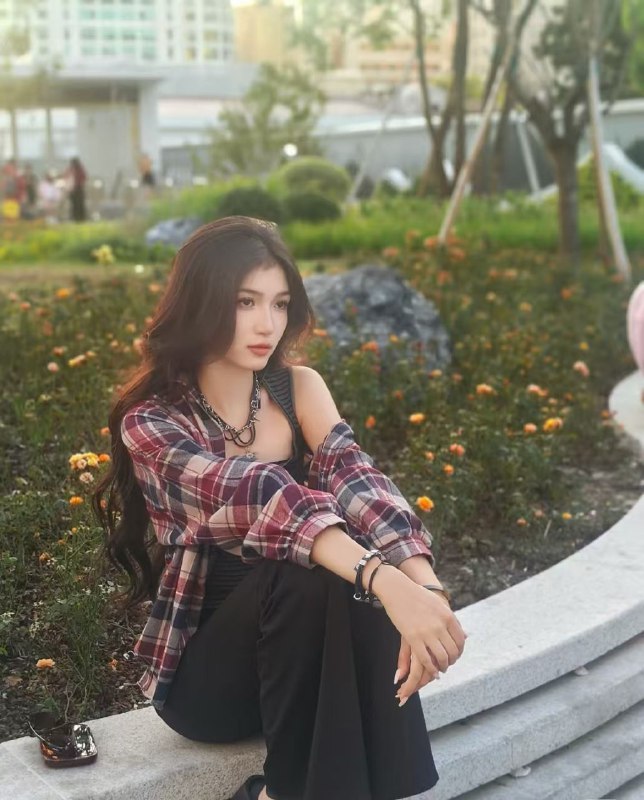 安娜国际『深圳』5k❤️相关数据：02-177-D-51KG❤️专属ID💌:#1X517X50❤️相关介绍：新疆模特02年新人首开身高177，体重51kg🐻D平面走秀模特 短期兼职皮肤雪白 光滑，全身无整无纹身初恋女友感十足 柔情似水只接受素质k🏠频道主页⭐️专属资料库🎩会员指南🌟会员体系官方客服💁‍♀️@AnnaGJ168o无法联系💁🏻@AnnaGJ168bot