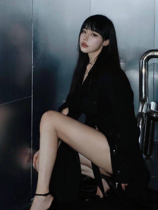 安娜国际『深圳』5k❤️相关数据：01-172-C-46KG❤️专属ID💌:#CRK003SX❤️相关介绍：可御可甜 网红博主舞蹈生健身教练训练1年 体脂15 翘臀，有肌肉 纯天然无科技绝对纯天然无整！可盐可甜直角肩无科技 A4小蛮腰 蜜桃屁 童颜巨乳👩‍🦳皮肤光滑 无痘有小马甲线• 𝐇𝐞𝐢𝐠𝐡𝐭身高/172• 𝐖𝐞𝐢𝐠𝐡𝐭体重/98• 𝐁𝐮𝐬𝐭胸围/🐻C+• 𝐀𝐠𝐞年龄/ 04热爱健身运动舞蹈，🉑一字马，有训练痕迹🏠频道主页⭐️专属资料库🎩会员指南🌟会员体系官方客服💁‍♀️@AnnaGJ168o无法联系💁🏻@AnnaGJ168bot