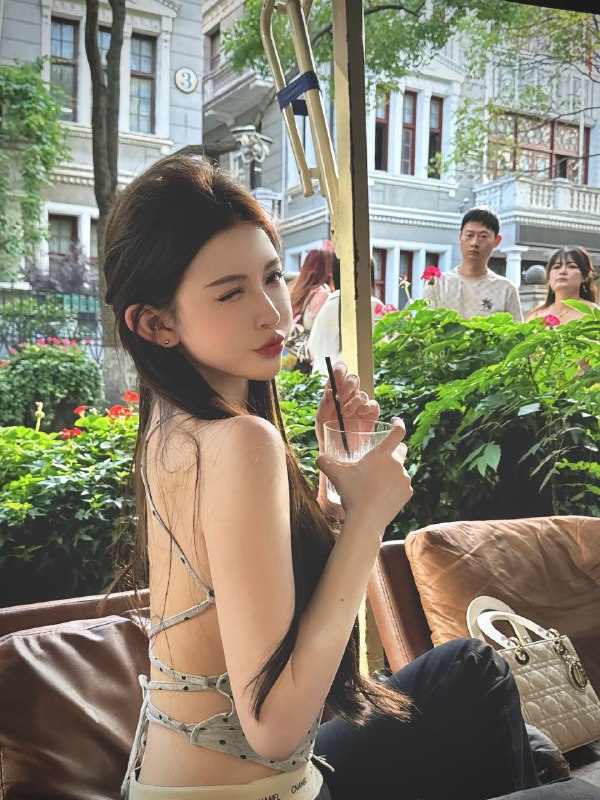 ◈◈深圳外围◈◈深圳模特◈◈深圳修车◈◈深圳会所安娜国际深圳5️⃣精致洋气纯欲𝟏𝟕𝟑 𝐃 𝟎𝟐关键词条·甜美女友感清纯洋气 甜美无整 气质初恋  女友感 双商高法学专业 副修传播、哲学 、钢琴十级*🎓在读高材生可看学生证 & 亦是平面模特/广告模特*🧚‍♂️天然无整  皮肤丝滑水嫩还超级白到发光   （无半点吹嘘）＃高端外围#外围导航官方客服💁🏻@AnnaGJ168o支持udst