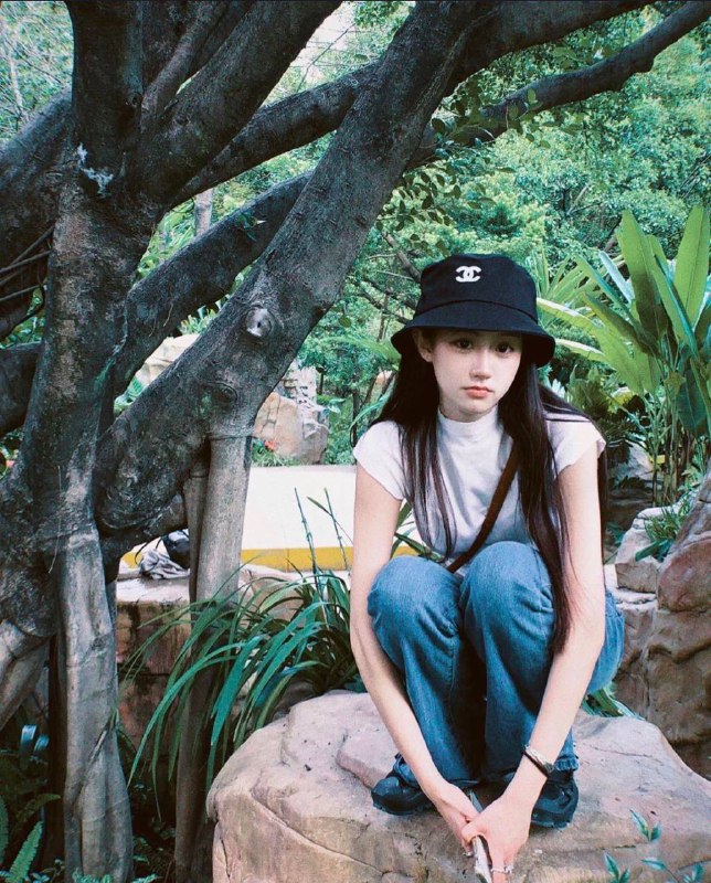 ◈◈深圳外围◈◈深圳模特◈◈深圳修车◈◈深圳会所安娜国际深圳5️⃣🌸真实00年 含苞待放🐝照片单独拿出来 极少出来🈲挂170C皮肤超白 无痘 平时跳舞 健身 身材S型情商高智商高 高素质 甜美害羞款专学 普拉提 舞蹈🉑一字马＃高端外围#外围导航官方客服💁🏻@AnnaGJ168o支持udst