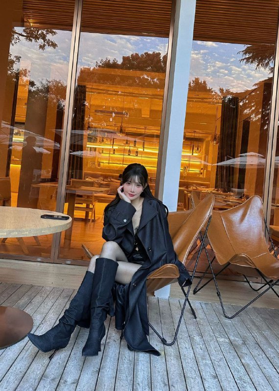 ◈◈深圳外围◈◈深圳模特◈◈深圳修车◈◈深圳会所安娜国际深圳5️⃣真实02年  温州女孩 性格温柔 可纯可御上海戏剧学院实习生皮肤雪白无纹身 不抽烟  丰满翘臀 兼职车模给你女友一样体验Yh＃高端外围#外围导航官方客服💁🏻@AnnaGJ168o支持udst