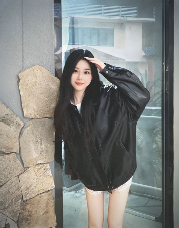 ◈◈深圳外围◈◈深圳模特◈◈深圳修车◈◈深圳会所安娜国际深圳5️⃣175E🐝真实国航空姐在飞深大在校学生💕人 纯天然零整 5/w艺术设计专业02年 170D 笑容甜美治愈 性格温柔体贴 温婉学姐类型 偶尔兼职拍摄工作 爱好摄影 旅行可吻  可69  可双  可制服（现实习在飞大韩空姐） 可代开＃高端外围#外围导航官方客服💁🏻@AnnaGJ168o支持udst