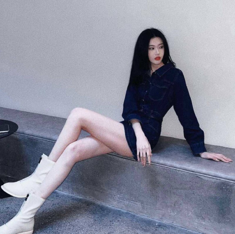 安娜国际深圳5️⃣深圳新人180光脚：180cm三围：78/60/90北京新丝路签约模特2022年全球中华小姐大赛十佳2023世界超模大赛中国赛区十佳＃高端外围#外围导航