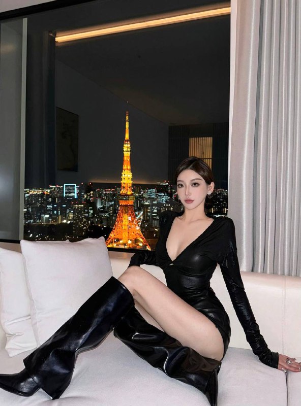 安娜国际『#西安3k』❤️相关数据：03_175_C_48KG❤️专属ID💌:#NSE6DDFB❤️相关介绍：性感小野马 極品御姐×色気が 紧致匀称肌肉✦ 175cm  x48kg  x36C 江浙美人 冷豔嫵媚✦ 全身紧致匀称✦ 身體柔軟 解鎖各種未知姿势✦ CAREER职业：新絲路簽約藝人✦ HOBBY爱好：潛水🤿滑雪⛷騎行🏍♡♥️♡♯ ✦               風情萬種  千嬌百媚🔥约会导航🔥一键关注🔥官方入口📱官方客服@AnnaGJ168o📱无法私信@AnnaGJ168bot