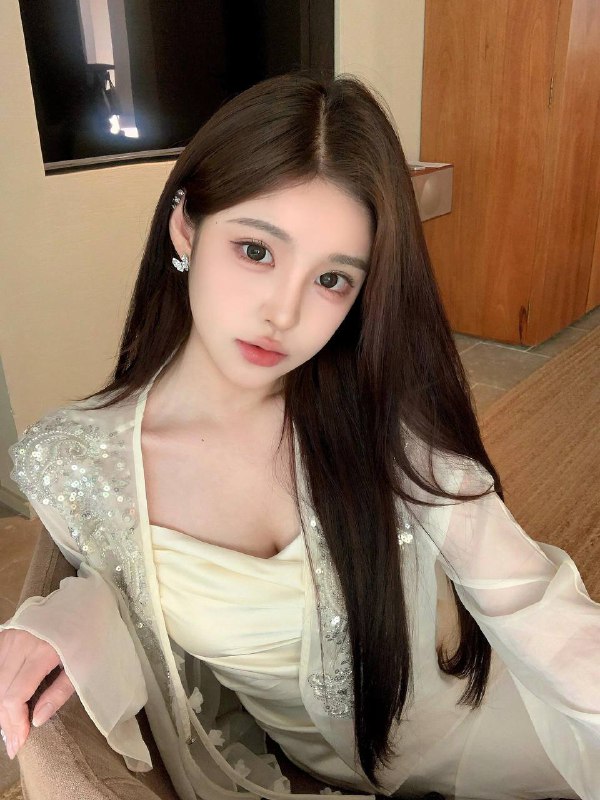 安娜国际『#西安3k』❤️相关数据：00_170_C_44KG❤️专属ID💌:#2SLSSRVF❤️相关介绍：⛱新人/:heart🌸00年  身高170🐻C🌸可骚可萌 皮肤雪白🌸甜美 温柔 待你如男友✨.🔥约会导航🔥一键关注🔥官方入口📱官方客服@AnnaGJ168o📱无法私信@AnnaGJ168bot