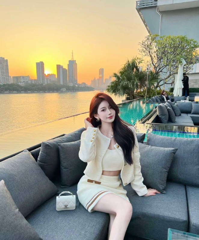 安娜国际『#西安3k』❤️相关数据：00-172-D-50KG❤️专属ID💌:#WX5E46WK❤️相关介绍：172极品平面模特气质    乖巧       冷白皮真🐻沙漏身材🍑臀肤如丝绸     性感洋气🔥约会导航🔥一键关注🔥官方入口📱官方客服@AnnaGJ168o📱无法私信@AnnaGJ168bot