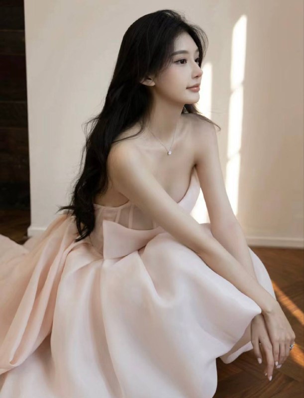 安娜国际『#西安5k』❤️相关数据：02-170-E-48KG❤️专属ID💌:#0AGW1D0S❤️相关介绍：✨能歌善舞才艺出众可当面表演✨✨02年   170E/94 英语6️⃣级✨🌲多年运动健身🏋️身体柔韧性极🌲A4 腰🥢子腿蜜桃臀 一字马🌲高素质  高才艺  高颜值🔥约会导航🔥一键关注🔥官方入口📱官方客服@AnnaGJ168o📱无法私信@AnnaGJ168bot