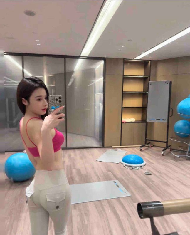 安娜国际『#西安3k』❤️相关数据：05_175_D_51KG❤️专属ID💌:#RH77VNK6❤️相关介绍：西安网红纯欲天花板 全身雪白 冷白皮• 𝐏𝐮𝐫𝐞 𝐚𝐧𝐝 𝐥𝐨𝐯𝐞𝐥𝐲-精緻臉 网红纯欲• 光脚175 cup桃子奶 - Beauty   ╸- Get rich in -真实05年美丽在线🍑雪白牛奶🥛肌.細膩大長腿【酒精过敏不抽烟不喝酒】• 只接待素质哥哥最好的心灵伴侣💏情绪价值春风十里不如你 我在等风也在等你🔥约会导航🔥一键关注🔥官方入口📱官方客服@AnnaGJ168o📱无法私信@AnnaGJ168bot