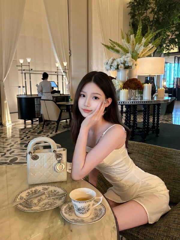 安娜国际『#西安3k』❤️相关数据：04-168-C-47KG❤️专属ID💌:#E2M5TNGP❤️相关介绍：168C 初恋感满分🌟极品纯欲美少女🌟活泼开朗  能歌善舞🌟肤白貌美无纹身 筷子腿小蛮腰🎀清纯可爱初恋女友feel🎀🔥约会导航🔥一键关注🔥官方入口📱官方客服@AnnaGJ168o📱无法私信@AnnaGJ168bot