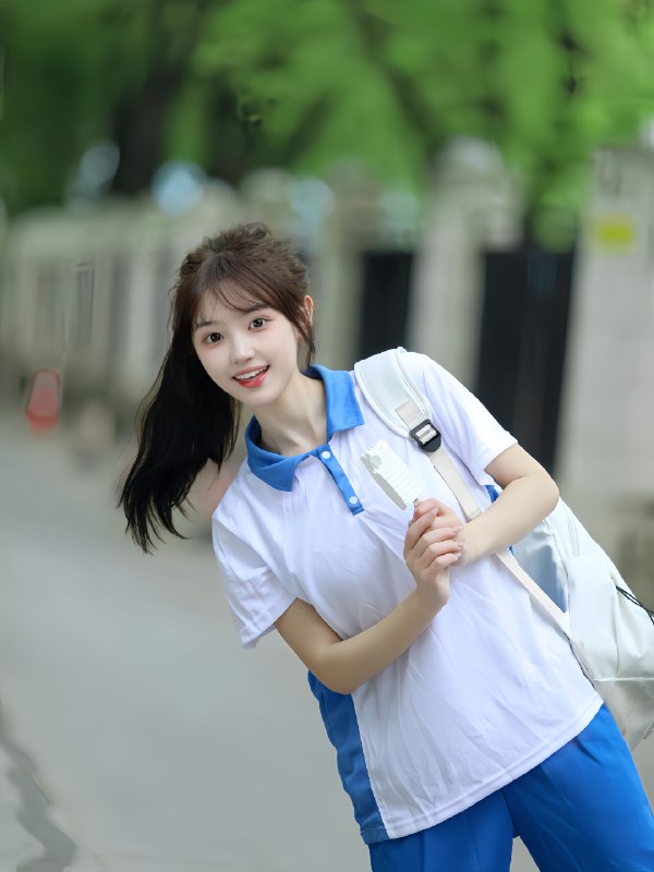 安娜国际『#西安3k』❤️相关数据：03_175_D_49KG❤️专属ID💌:#I0GN7BCD❤️相关介绍：邻家女友🐝西安海棠学院兼职大学生🌱身高175体重 49kg🐻D💍清纯，貌美，筷子腿骨感美🌱甜美，温柔，待你如男友👏🐝热爱户外活动，剧本杀，性格活泼开朗🌸校花颜值，您的女友不二人选。🐝真人真照真视频，支持验证👍🔥约会导航🔥一键关注🔥官方入口📱官方客服@AnnaGJ168o📱无法私信@AnnaGJ168bot