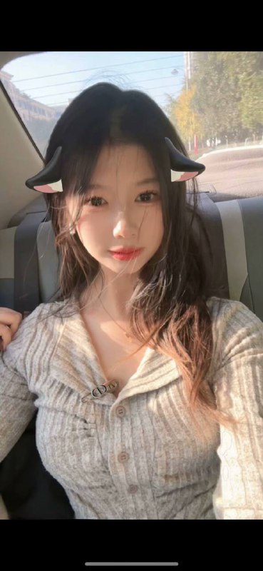 兼职学妹    小新自带验证视频    好评验证可以1    可以2✈️@AnnaGJ168外围，桑拿。基本介绍 见🔝置顶