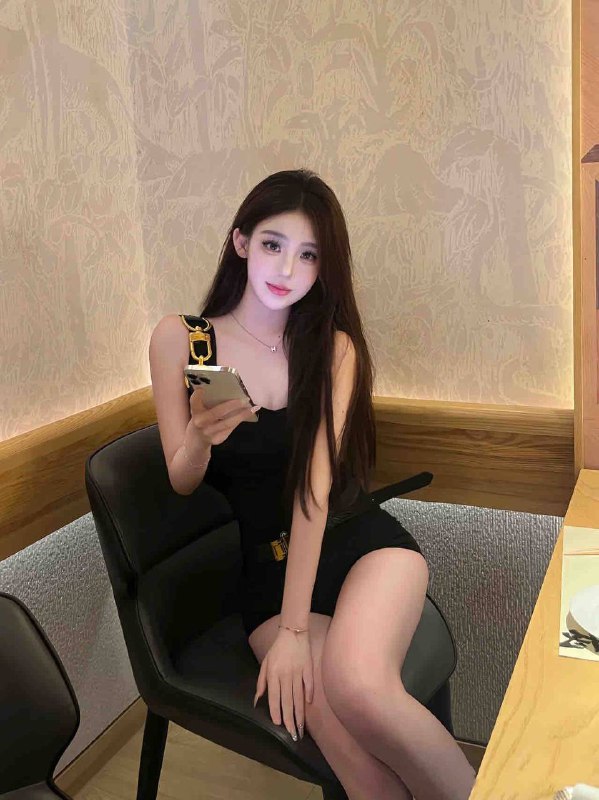 #上海包夜#上海线下#上海外出#上海嫩妹#上海上门#上海少妇——————————————#上海小杜外围🔰极搜担保𝑺𝒉𝒂𝒏𝒈𝑯𝒂𝒊#英伟达薇薇 家三外五01，170🐻C不登记代开、有丝W、 殇 高跟，口🔥一级棒不接酒后低素质课#六九#舌吻#车震#上海#小纯#静安下单客服👉@AnnaGJ168bot