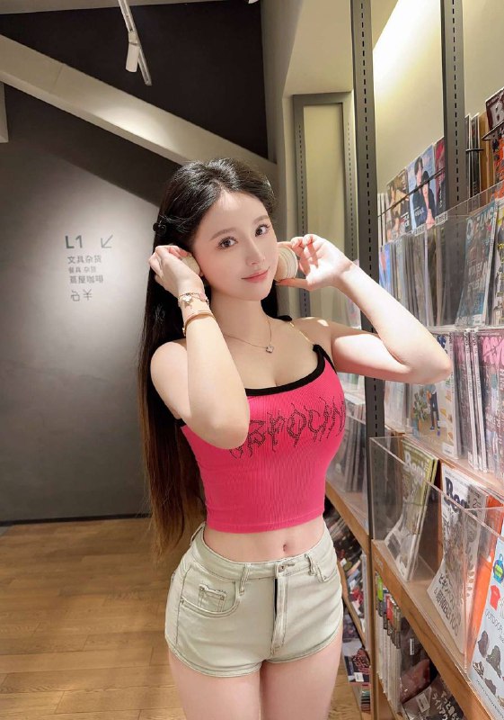 #深圳包夜#深圳线下#深圳外出#深圳嫩妹#深圳小妹#深圳上门——————————————#深圳小杜外围🔰极搜担保古驰✝️深圳 可可🏠3外53外5 大长腿有马甲线，超气质，本人皮肤白，情商高，性格温柔，小蛮腰，超气质 会粤语#深圳下单客服👉@AnnaGJ168bot