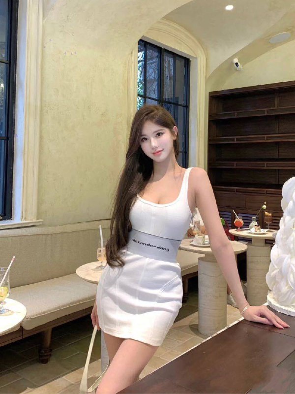 #深圳包夜#深圳线下#深圳外出#深圳嫩妹#深圳小妹#深圳上门——————————————#深圳小杜外围🔰极搜担保古驰✝️深圳 多多纯新人兼职年龄： 22身高：175cm体重：48kg胸围：D罩杯 真🐻兼职短开，配合度超级好，三点粉紧致，女友feel💗，0整容，纯天然，无瑕疵谈吐举止优雅 双商在线  期待与你美好#福田#长腿#御姐。下单客服👉@AnnaGJ168bot