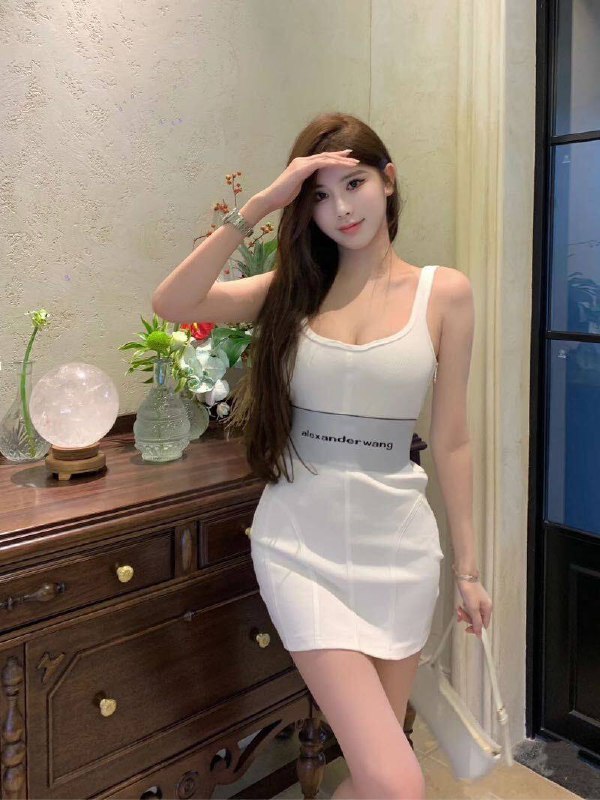 #深圳包夜#深圳线下#深圳外出#深圳嫩妹#深圳小妹#深圳上门——————————————#深圳小杜外围🔰极搜担保古驰✝️深圳 多多纯新人兼职年龄： 22身高：175cm体重：48kg胸围：D罩杯 真🐻兼职短开，配合度超级好，三点粉紧致，女友feel💗，0整容，纯天然，无瑕疵谈吐举止优雅 双商在线  期待与你美好#福田#长腿#御姐。下单客服👉@AnnaGJ168bot