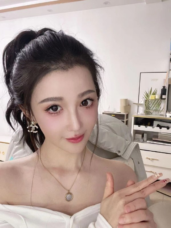 #石家庄修车#石家庄少女#石家庄高端#石家庄约炮#石家庄美女#石家庄上门——————————————#石家庄小杜外围🔰极搜担保•  170/00年🐻D•  高素质  高质量  高教养•🥛肌🥢腿  吹弹可破•  圈外好友   主动热情•  有耐心 从不催k📹注：喝特别多的不接下单客服👉@AnnaGJ168bot