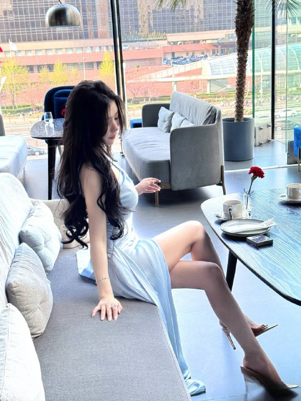 #曼谷修车#曼谷少女#曼谷高端#曼谷约炮#曼谷美女#曼谷上门——————————————#曼谷小杜外围🔰极搜担保烈火奶奶🏠#曼谷新人曼谷 Rosa 175F 兼职模特大网红人间尤物 丰乳肥臀 气质优雅，🉑外语交流 气质才艺佳☑️🉑盐🉑甜🉑验证  高端素质演绎🎬大蜜类型均🉑下单客服👉@AnnaGJ168bot