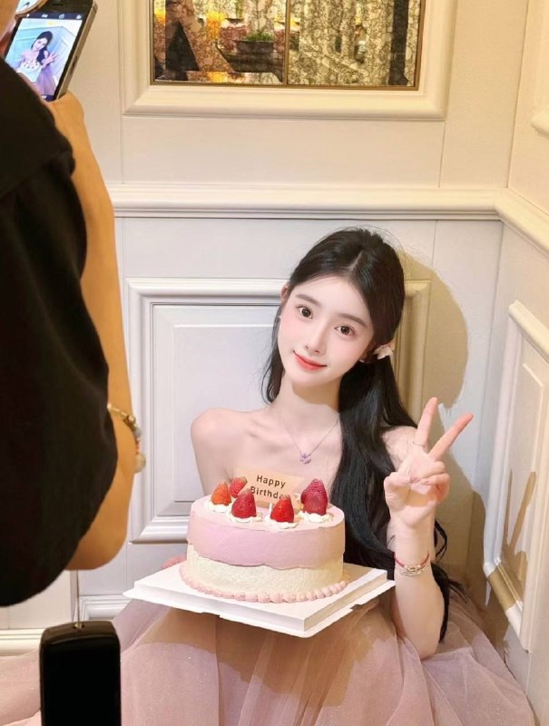 #曼谷修车#曼谷少女#曼谷高端#曼谷约炮#曼谷美女#曼谷上门——————————————#曼谷小杜外围🔰极搜担保烈火奶奶🏠#曼谷曼谷🇹🇭南方小土豆 小芙高情商 女友系 态度极好🉑纯🉑御 上下粉嫩本人比照片好看哦身高/166体重/90胸围/真🐻C年龄/04爱好：瑜伽 唱歌 潜水 旅游下单客服👉@AnnaGJ168bot