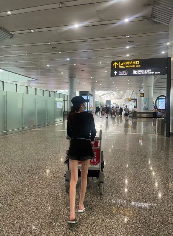 #东莞修车#东莞少女#东莞高端#东莞约炮#东莞美女#东莞上门——————————————#东莞小杜外围🔰极搜担保东莞赵四🏠新人服装店主• 𝐇𝐞𝐢𝐠𝐡𝐭身高/168• 𝐖𝐞𝐢𝐠𝐡𝐭体重/92• 𝐁𝐮𝐬𝐭🐻c• 𝐀𝐠𝐞年龄/99年• 𝐎𝐜𝐜𝐮𝐩𝐚𝐭𝐢𝐨𝐧 筷子腿.墙壁白下单客服👉@AnnaGJ168bot