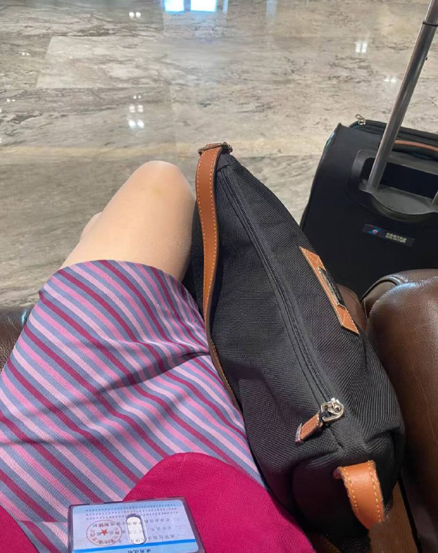 #广州修车#广州少女#广州高端#广州约炮#广州美女#广州上门——————————————#广州小杜外围🔰极搜担保州南航空姐在✈️• 身高/Height ：175• 胸围/Bust  ：E• 南航真实在飞• 制服证件齐全• 性格温柔 皮肤超白• 高情商  精致脸• 短暂广州停留✈️• 碧玺条件 硬5质量三开 只见素质课⚠️下单客服👉@AnnaGJ168bot