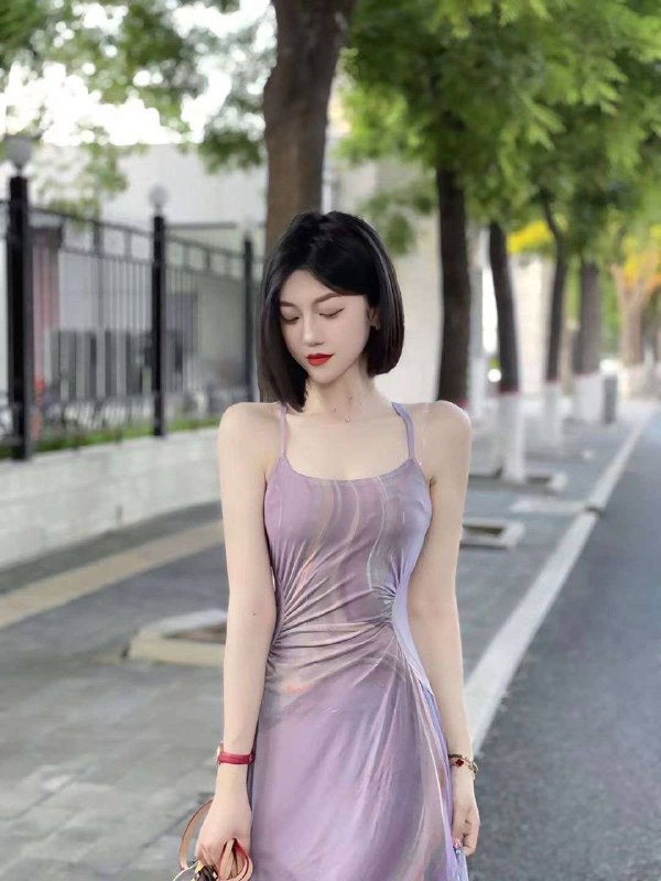 极品02纯欲风🔥🔥黑丝全身白净无赘肉纯天然无整无纹身情商在线前凸后翘，甜甜少女  善解人意放的开，🐍💋6⃣9⃣配合度高💋身高175cm裸足 大长腿体重100胸围36C 三点粉下单客服👉@AnnaGJ168bot