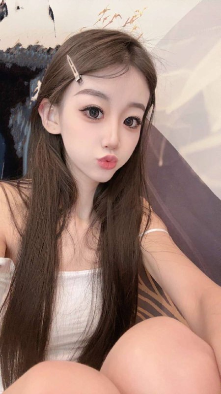 #青岛约炮#青岛兼职#青岛少妇#青岛嫩妹#青岛小妹#青岛上门——————————————#青岛小杜外围🔰极搜担保青岛❤️人 大学生 初下水 w起条件🌸绝佳比例  真实04🌸净身高176体重96 A4腰🥢腿 胸c🌸筷子腿，肤白貌美🌸体态优雅，素质高🌸体质敏感，痉挛高C一触即发🌸未经世事，毫无风尘，单纯可爱🌸不催不事，超级配合，恋爱感觉 l🌸𝐇𝐨𝐛𝐛𝐲兴趣/健身音乐🌸服务待客如初恋皮肤雪白🌸温柔耐心 服务颜值兼修 不可多得的佳品🌸时尚洋气 纯美嫩滑  天真浪漫下单客服👉@AnnaGJ168bot