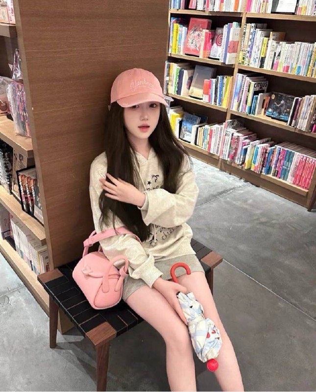 #香港约炮#香港兼职#香港少妇#香港嫩妹#香港小妹#香港上门——————————————#香港小杜外围🔰极搜担保香港🇭🇰𝐇𝐞𝐢𝐠𝐡𝐭身高/170𝐖𝐞𝐢𝐠𝐡𝐭体重/50𝐁𝐮𝐬𝐭胸围//D𝐀𝐠𝐞年龄/06年下单客服👉@AnnaGJ168bot