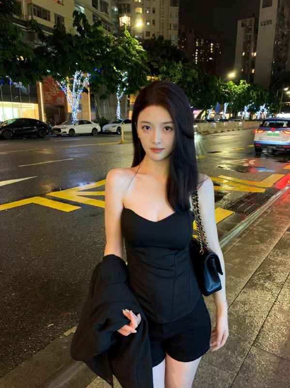 #香港约炮#香港兼职#香港少妇#香港嫩妹#香港小妹#香港上门——————————————#香港小杜外围🔰极搜担保香港🇭🇰05年白小纯 皮肤白皙纯天然 無整容 学生款168 C 娇小款  体重90下单客服👉@AnnaGJ168bot