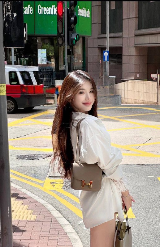 #深圳少妇#深圳少女#深圳女神#深圳约炮#深圳学生#深圳上门——————————————#深圳小杜外围🔰极搜担保古驰✝️深圳5↑   小贝可純可御深圳真实在校生❗️纯欲天花板校花爱好打高尔夫🏌️网球🎾艺术生 油彩 钢琴🎹全身雪白 A4腰🥢腿腰板直挺 情商高172 d杯 96斤#南山#硬5#可香港下单客服👉@AnnaGJ168bot