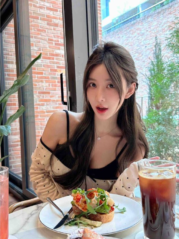 #深圳少妇#深圳少女#深圳女神#深圳约炮#深圳学生#深圳上门——————————————#深圳小杜外围🔰极搜担保古驰✝️深圳5↑  北北吖极品纯新人兼职短开可验一字马学信网清纯童颜 肤白温柔初恋女友fell真实03年 Height身高/172 Bust胸围/真D#深圳#5W#南山#无纹身#登记#代开下单客服👉@AnnaGJ168bot