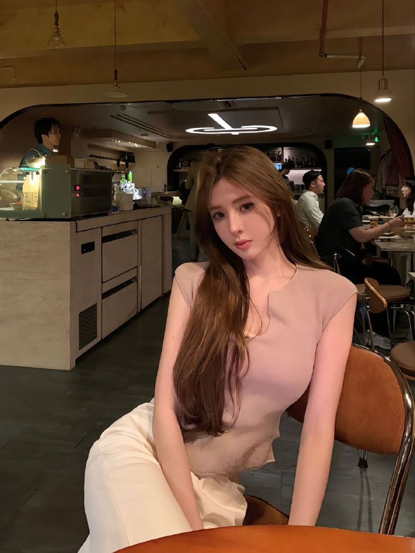 #广州修车#广州少女#广州高端#广州约炮#广州美女#广州上门——————————————#广州小杜外围🔰极搜担保广州阿力🔥🦜175 真🐻c极品纯御 高瘦硬5.w🧩细腰肥臀大长腿  皮肤白嫩# 短期兼职 不长🎬• 真实平面模特 兼职车模 马甲线 S身材• 同城可见本人 •📖网红长腿气质款#广州#硬5下单客服👉@AnnaGJ168bot