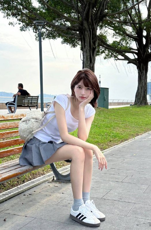 #广州修车#广州少女#广州高端#广州约炮#广州美女#广州上门——————————————#广州小杜外围🔰极搜担保#广州阿力🔥短发🦜短暂兼职纯新人• 𝐇𝐞𝐢𝐠𝐡𝐭身高/172• 𝐖𝐞𝐢𝐠𝐡𝐭体重/98• 𝐁𝐮𝐬𝐭胸围/D• 𝐀𝐠𝐞年龄/04年·中央美校毕业，擅长画画、做过主持·学过舞蹈，网络达人 淘宝模特 多才多艺·女朋友感十足 冷白皮 皮肤光滑·s身材：天然美胸、A4腰、🍑臀、身体柔软#硬5#短发下单客服👉@AnnaGJ168bot