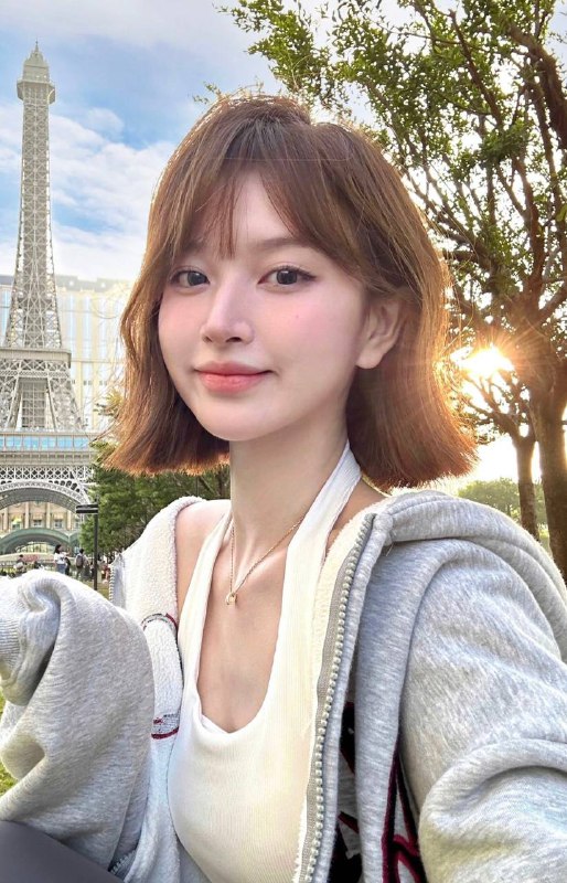 #广州修车#广州少女#广州高端#广州约炮#广州美女#广州上门——————————————#广州小杜外围🔰极搜担保#广州阿力🔥短发🦜短暂兼职纯新人• 𝐇𝐞𝐢𝐠𝐡𝐭身高/172• 𝐖𝐞𝐢𝐠𝐡𝐭体重/98• 𝐁𝐮𝐬𝐭胸围/D• 𝐀𝐠𝐞年龄/04年·中央美校毕业，擅长画画、做过主持·学过舞蹈，网络达人 淘宝模特 多才多艺·女朋友感十足 冷白皮 皮肤光滑·s身材：天然美胸、A4腰、🍑臀、身体柔软#硬5#短发下单客服👉@AnnaGJ168bot