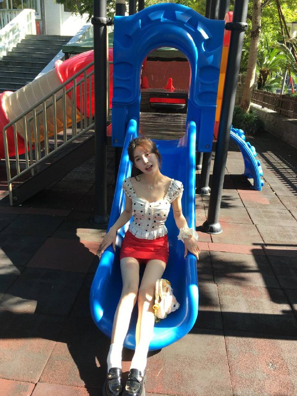 #广州修车#广州少女#广州高端#广州约炮#广州美女#广州上门——————————————#广州小杜外围🔰极搜担保#广州阿力🔥硬5小可爱🦜JK洛丽塔教母👍新人首次下水06百幼醇真实在校生，学信网可查！无不良嗜好 168C 洗大🐻勿扰！冷白皮肤三点真粉 ！无纹身  ！天然无整超级纯，甜美可爱声甜体柔江南女孩，有缘得以相见低素质勿扰🙏#硬5#小可爱下单客服👉@AnnaGJ168bot