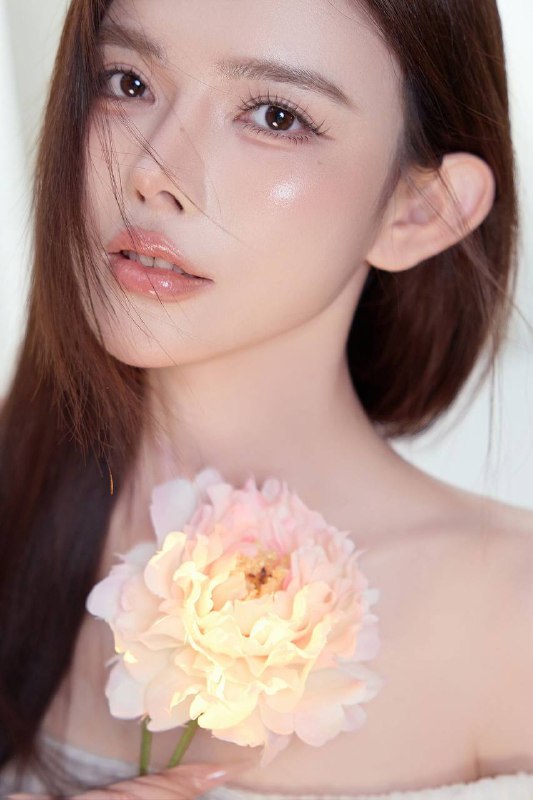 #广州修车#广州少女#广州高端#广州约炮#广州美女#广州上门——————————————#广州小杜外围🔰极搜担保#广州阿力🔥硬5🦜圈外兼职 03年•小红书真实网红📕• 身高/170✨体重/93斤• 胸围/真🐻，36d• 清纯天然纯欲款、性格开朗活泼热情、皮肤雪白、白嫩丝滑、乖巧可爱✨全身无赘肉、#硬5下单客服👉@AnnaGJ168bot