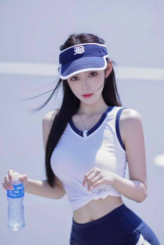 #鄂尔多斯包夜#鄂尔多斯线下#鄂尔多斯外出#鄂尔多斯嫩妹#鄂尔多斯小妹#鄂尔多斯上门——————————————#鄂尔多斯小杜外围🔰极搜担保Height身高/净166Weight体重/88Bust🐻围/CAge年龄/02Occupation职业兼职/平面模特，某音娱乐主播提示:皮肤特别好，全身原装，无纹身提示:身材火辣，陪伴有面，贴身秘书提示:漫游🐻推 丝袜 情趣衣服都🉑尝试下单客服👉@AnnaGJ168bot