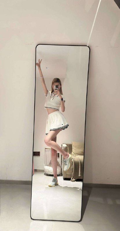 #鄂尔多斯包夜#鄂尔多斯线下#鄂尔多斯外出#鄂尔多斯嫩妹#鄂尔多斯小妹#鄂尔多斯上门——————————————#鄂尔多斯小杜外围🔰极搜担保七七Height身高/169Weight体重/98Bust🐻围/CAge年龄/02提示:皮肤白皙水嫩，乖巧懂事 配合的高提示:身材火辣，陪伴有面，贴身秘书提示:漫游🐻推 丝袜 情趣衣服都🉑尝试下单客服👉@AnnaGJ168bot