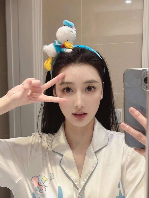 #鄂尔多斯包夜#鄂尔多斯线下#鄂尔多斯外出#鄂尔多斯嫩妹#鄂尔多斯小妹#鄂尔多斯上门——————————————#鄂尔多斯小杜外围🔰极搜担保可欣Height身高/净172Weight体重/53kgBust🐻围/CAge年龄/02健身《有马甲 蜜桃臀 逆天大长腿》性格：热情 高冷 御姐范 带点小俏皮穿着时尚 大牌 小麦肤色极品御姐下单客服👉@AnnaGJ168bot