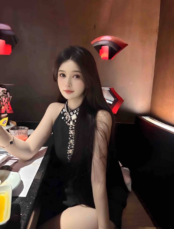 #上海包夜#上海线下#上海外出#上海嫩妹#上海上门#上海少妇——————————————#上海小杜外围🔰极搜担保𝑺𝒉𝒂𝒏𝒈𝑯𝒂𝒊#英伟达妮子03 妮子酱。Height身高/165·Weight体重/44·Bust胸围/ c·Age年龄/O3·Occuation职业/网拍模特·Speciality特长/肤白粉真人真照超好的女友性格服务素质全身白如雪，三点粉嫩，日系奶音身体超级棒，，女朋友感觉，温柔🦟#六九#舌吻#上海#小纯#萝莉#碧玺#静安下单客服👉@AnnaGJ168bot