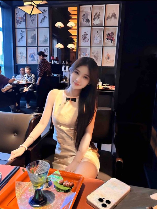 #上海包夜#上海线下#上海外出#上海嫩妹#上海上门#上海少妇——————————————#上海小杜外围🔰极搜担保𝑺𝒉𝒂𝒏𝒈𝑯𝒂𝒊#英伟达妮子03 妮子酱。Height身高/165·Weight体重/44·Bust胸围/ c·Age年龄/O3·Occuation职业/网拍模特·Speciality特长/肤白粉真人真照超好的女友性格服务素质全身白如雪，三点粉嫩，日系奶音身体超级棒，，女朋友感觉，温柔🦟#六九#舌吻#上海#小纯#萝莉#碧玺#静安下单客服👉@AnnaGJ168bot