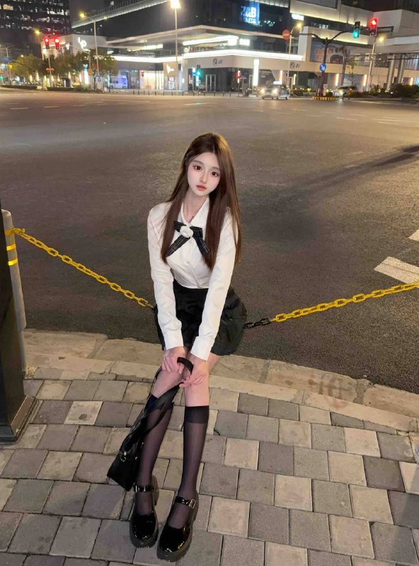 #上海包夜#上海线下#上海外出#上海嫩妹#上海上门#上海少妇——————————————#上海小杜外围🔰极搜担保𝑺𝒉𝒂𝒏𝒈𝑯𝒂𝒊#英伟达小雨172 -C 白小纯 真实06年 身材火辣· 前凸后翘 水蛇腰 原装完美身材 ·· 天然无整容 甜美女友感 ·· 皮肤白滑 波涛汹涌 温柔体贴 ·👙穿衣洋气大牌 筷子腿👙在校学生🎀可御姐 可性感 高素质 会聊天，🎀马甲线🥢腿，皮肤白，身体柔软S身材❤️🉑兼职女友❤️衣着气质大牌 高素质气质卓雅💦💦💦床上小野猫💥🎀🎀🎀爱如潮水投入无法自拔🔥🌟真心期待与您的相遇🌟只见高素质导高級気質ホワイトカラー𝙏𝙝𝙖𝙣𝙠𝙨  𝙮𝙤𝙪 •𝘽𝙤𝙨𝙨⛅⛅⛅⛅#上海#小纯#静安#液体#五套下单客服👉@AnnaGJ168bot