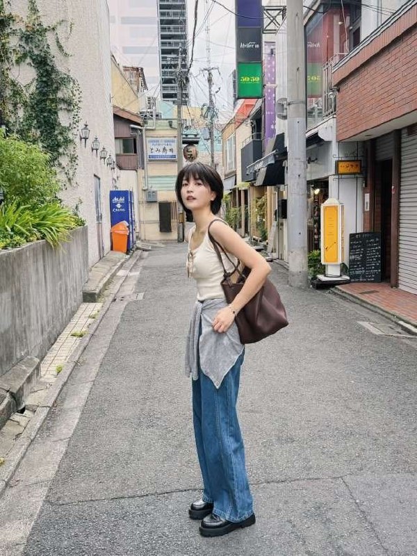 #上海包夜#上海线下#上海外出#上海嫩妹#上海上门#上海少妇——————————————#上海小杜外围🔰极搜担保𝑺𝒉𝒂𝒏𝒈𝑯𝒂𝒊#英伟达曼云173傣族姑娘 不夜新人02年高173 真胸D皮肤雪白兼职短开#无纹身• 🅑🅧🅟 ┆支持各種驗我希望我不是被選擇 而是被熱愛遇见的都是天意 拥有的都是幸运#六九#舌吻#短发#上海#御姐#静安#长腿下单客服👉@AnnaGJ168bot