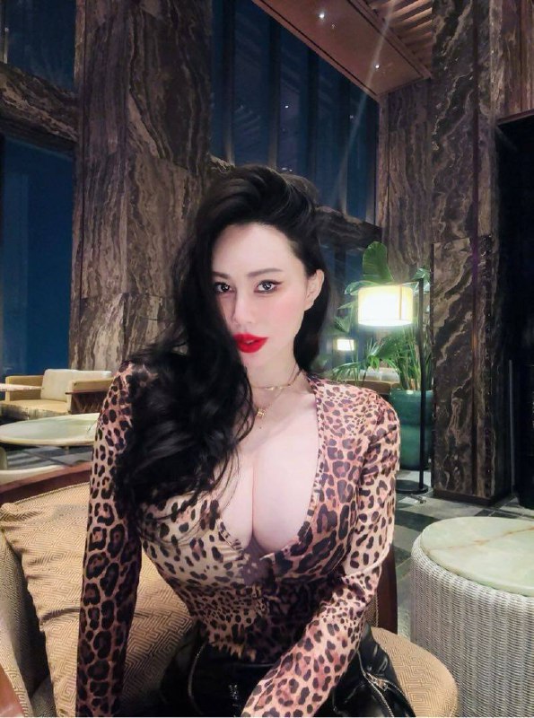 #上海包夜#上海线下#上海外出#上海嫩妹#上海上门#上海少妇——————————————#上海小杜外围🔰极搜担保𝑺𝒉𝒂𝒏𝒈𝑯𝒂𝒊#英伟达佳琳抖音网红气质皮肤超级细嫩白皙 骚气粉B  165 88斤 F 大胸#一字马#代开🐝#深喉#六九#舌吻#双飞#车震#上海#御姐#大咪#静安#少妇下单客服👉@AnnaGJ168bot