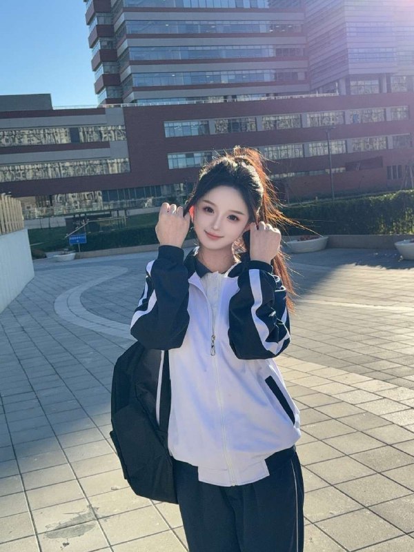 #无锡包夜#无锡线下#无锡外出#无锡嫩妹#无锡小妹#无锡上门——————————————#无锡小杜外围🔰极搜担保无锡梁溪区 李帆➕真实首次下水🉑69舌吻🚗3p• Age年龄：06• Height净身高：168• Bust胸围：b• Occupation职业：学生• Hobby兴趣/看书/弹琴/旅游/跳舞• 特长：皮肤雪白  天真无邪的脸极致反差腼腆可爱 完美腰臀比礼貌有素质  配合度百分百 胜任各种知势❤️人真实首次下水  紧致水多  CHU女体感（必定让您流连忘返  久久难忘）下单客服👉@AnnaGJ168bot