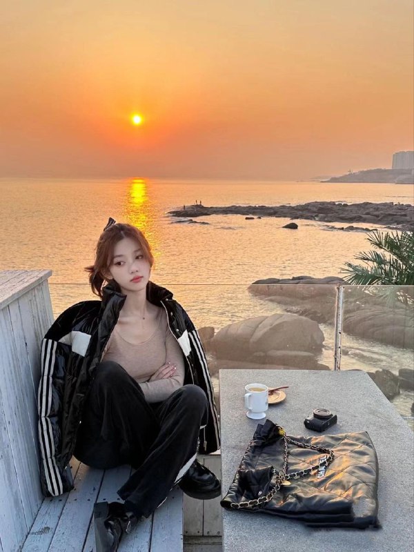 #长春包夜#长春线下#长春外出#长春嫩妹#长春小妹#长春上门——————————————#长春小杜外围🔰极搜担保长春03年bxc168d,五官精致 皮肤巨白 高级洋气脸下单客服👉@AnnaGJ168bot