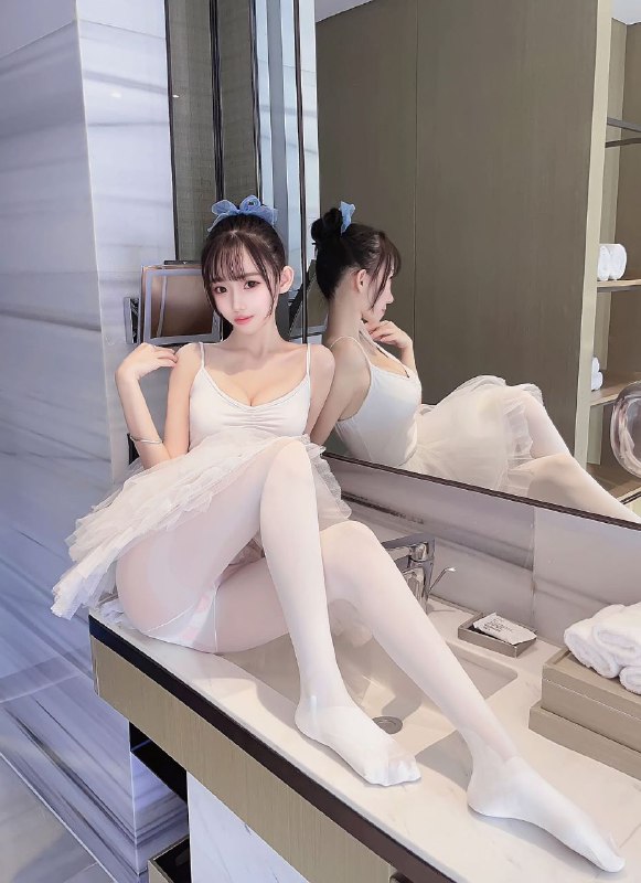 #长春包夜#长春线下#长春外出#长春嫩妹#长春小妹#长春上门——————————————#长春小杜外围🔰极搜担保长春魅力🏠012一字马护士（小木家）❤️人 实习小护士👩🏻‍🎓医护在读 实习小护士韩语4级📝英语6级 会弹吉他💕轻松一字马🧚🏻‍♀️jk可车震瑜伽功底🧘解锁各种新姿势💎娇小玲珑 纯欲天花板💎身高166  03 年胸围C支持各种验证 期待与你相下单客服👉@AnnaGJ168bot