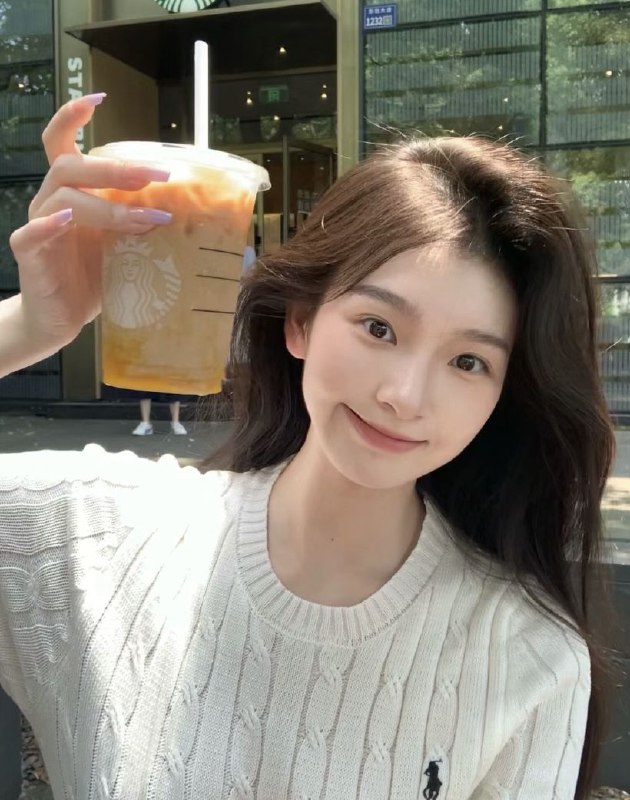 #长春包夜#长春线下#长春外出#长春嫩妹#长春小妹#长春上门——————————————#长春小杜外围🔰极搜担保长春夜玫瑰🌹03学生❤️人，气质bxc03年.170c.90斤皮肤超级好，A4腰，🥢腿性格超温柔，高情商女友的最佳选择下单客服👉@AnnaGJ168bot