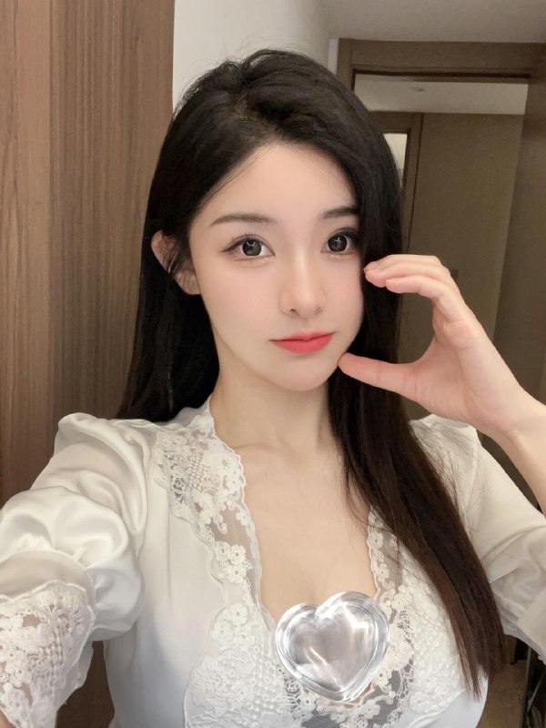 #昆明包夜#昆明线下#昆明外出#昆明嫩妹#昆明小妹#昆明上门——————————————#昆明小杜外围🔰极搜担保昆明苏沫极品御姐172D胸大皮肤白身材性感服务超级好下单客服👉@AnnaGJ168bot