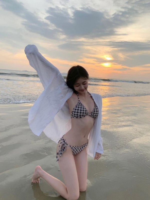 #昆明包夜#昆明线下#昆明外出#昆明嫩妹#昆明小妹#昆明上门——————————————#昆明小杜外围🔰极搜担保昆明苏沫❤️培华学院大三学生169 20岁❤️皮肤白净 性格开朗活泼服务态度超级好下单客服👉@AnnaGJ168bot