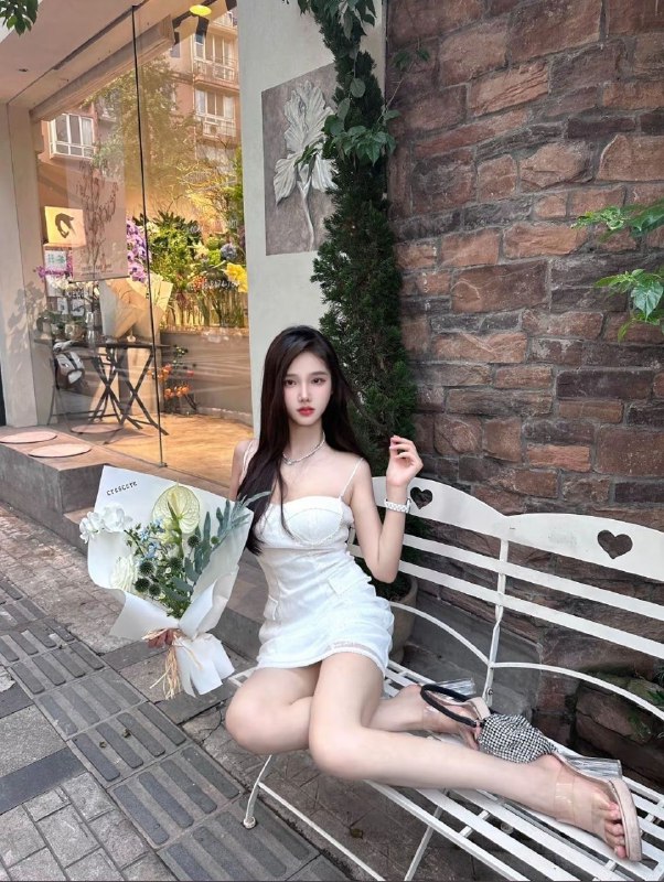 #南宁包夜#南宁线下#南宁外出#南宁嫩妹#南宁小妹#南宁上门——————————————#南宁小杜外围🔰极搜担保南宁 跳跳虎🏠166★ Height/ 166★ Bust/ D+★ Weight（Kg）/ 92斤★ Age/ 01年★🉑御🉑甜  听话懂事★高情商会聊天 极致服务🈚️差评下单客服👉@AnnaGJ168bot
